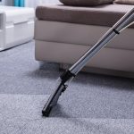 carpet-cleaning-man